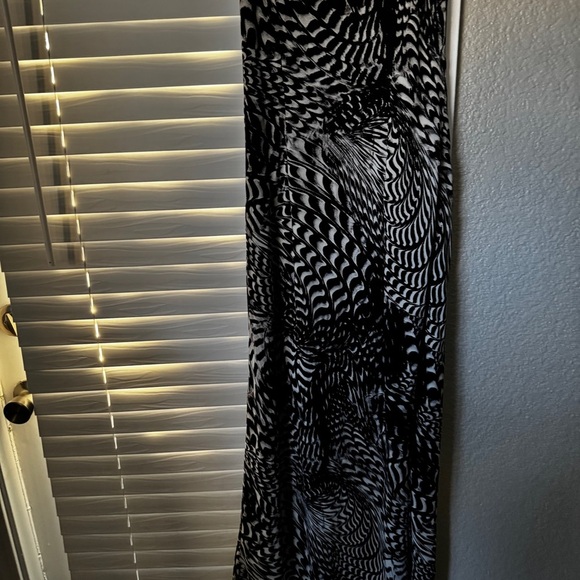 SUMMER COLLECTION VINTAGE Elegant Black and White Maxi Dress - Picture 8 of 8